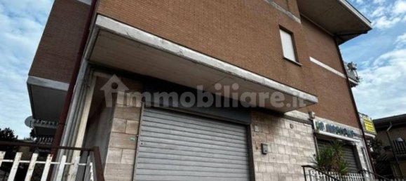 2 rooms Commercial property in Rome, Italy No. 217928 16