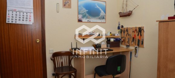 Apartamento de 4 dormitorios en Alcalá de Henares, Spain No. 136954 9