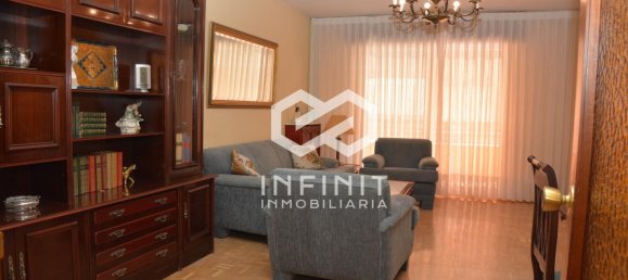 Apartamento de 4 dormitorios en Alcalá de Henares, Spain No. 136954 25