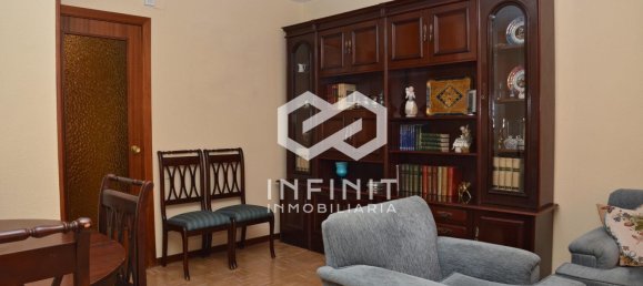 Apartamento de 4 dormitorios en Alcalá de Henares, Spain No. 136954 30