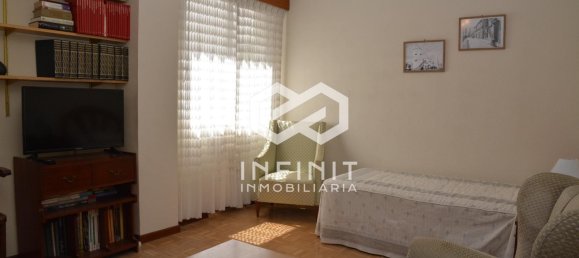 Apartamento de 4 dormitorios en Alcalá de Henares, Spain No. 136954 47