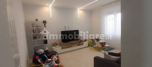 2 Schlafzimmer Wohnung in Paullo, Italy, Nr. 252021 2