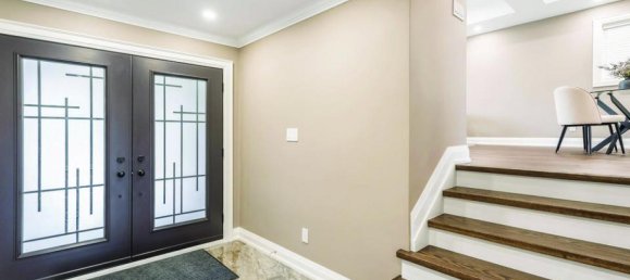 5 bedrooms House in Mississauga, Canada No. 96 7