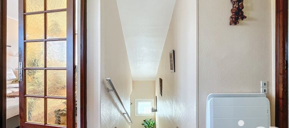 6 bedrooms House in Chalette-sur-Loing, France No. 266907 6