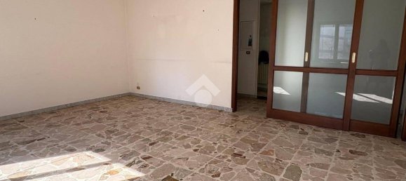 2 bedrooms Apartment in Cosenza, Italy No. 157773 3