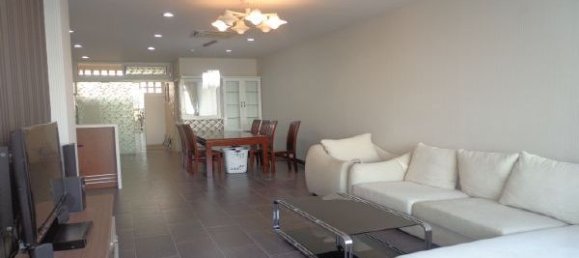 3 bedrooms Apartment in Tay Ho, Vietnam No. 5842 10