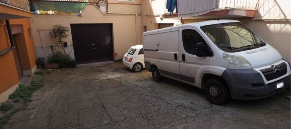 Gewerbliche Immobilie in Rome, Italy 128m², Nr. 371965 2