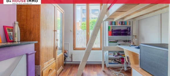 4 bedrooms House in Ivry-sur-Seine, France No. 161955 12