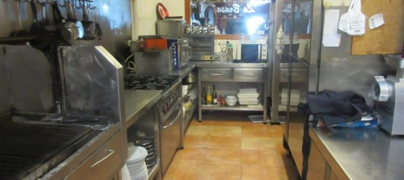 75m² Commercial property in Benidorm, Spain No. 172381 17