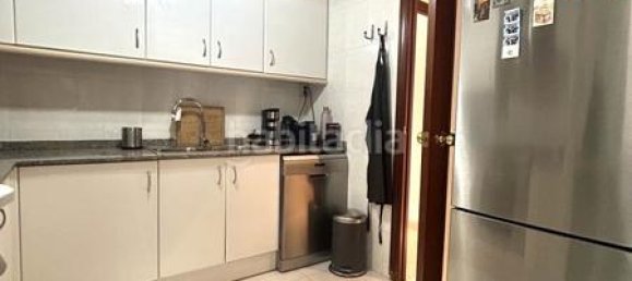 Apartamento de 3 dormitorios en Sabadell, Spain No. 180980 10