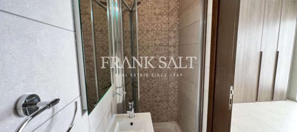 3 bedrooms Apartment in San Gwann, Malta No. 9551 10