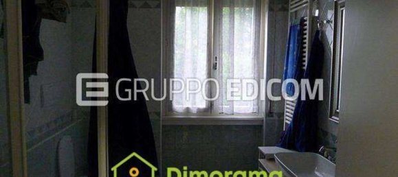 Casa de 8 dormitorios en Parabiago, Italy No. 360709 10