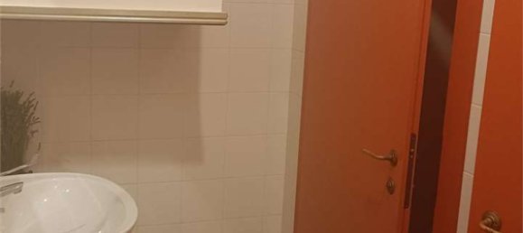 94m² Commercial property in Venice, Italy No. 61604 12