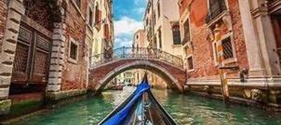 94m² Commercial property in Venice, Italy No. 61604 11