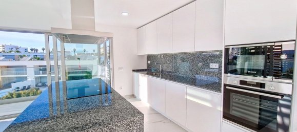 Apartamento de 2 dormitorios en Albufeira, Portugal No. 101160 23