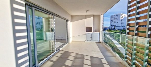 Apartamento de 2 dormitorios en Albufeira, Portugal No. 101160 28