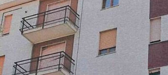 Квартира с 5 комнатами в Трескоре Бальнеарио, Италия № 4940 4