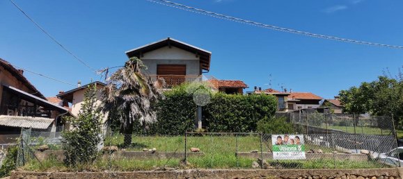 6 rooms House in Valle San Nicolao, Italy No. 77000 3