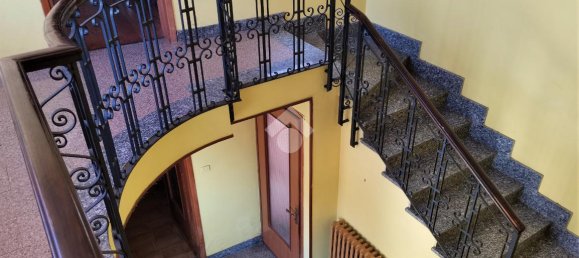6 rooms House in Valle San Nicolao, Italy No. 77000 16