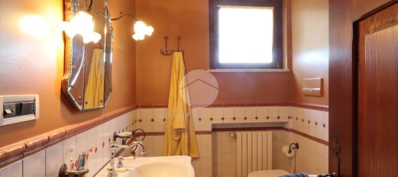 Villa de 5 dormitorios en Manoppello, Italy No. 283715 39