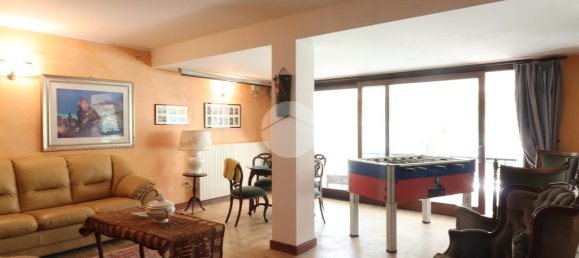 Villa de 5 dormitorios en Manoppello, Italy No. 283715 16