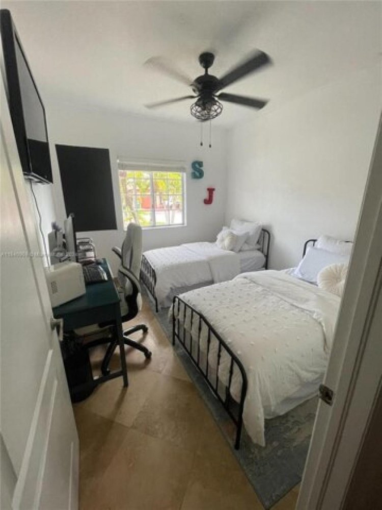 4 bedrooms House in Miami, USA No. 321689