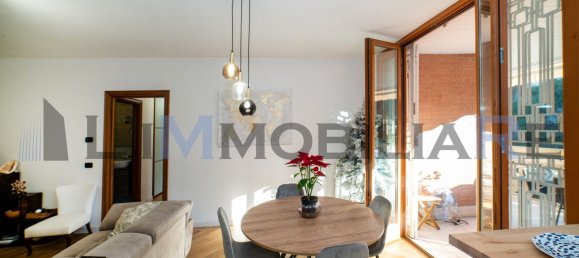 3 rooms Apartment in Rome, Italy No. 48605 11