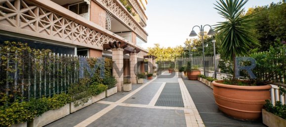 3 rooms Apartment in Rome, Italy No. 48605 38