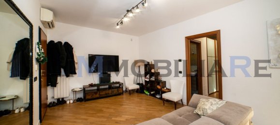 3 rooms Apartment in Rome, Italy No. 48605 10