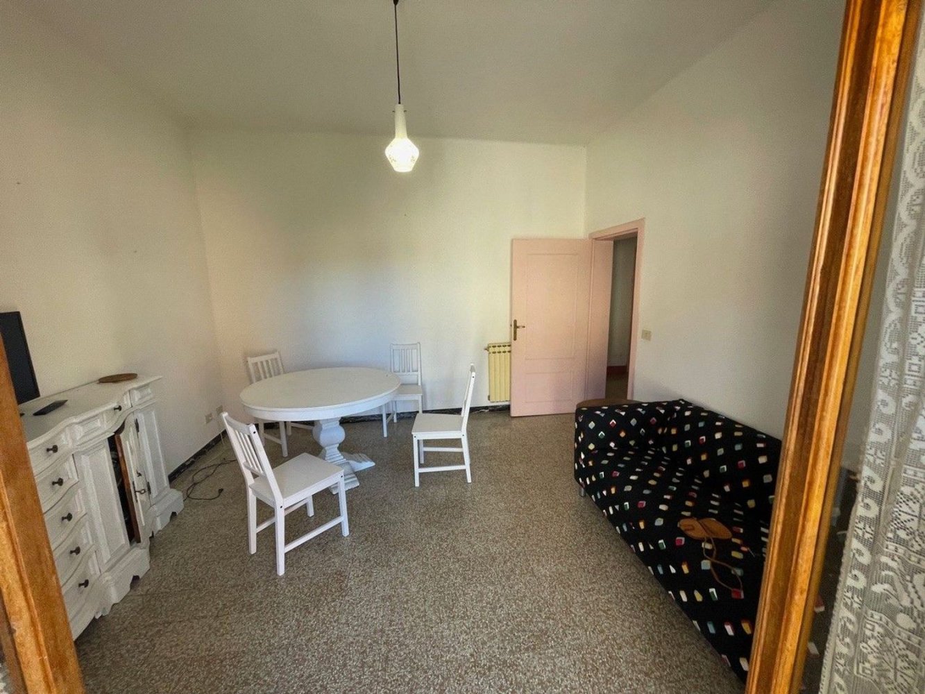 6 rooms Apartment in Siena, Italy No. 223797