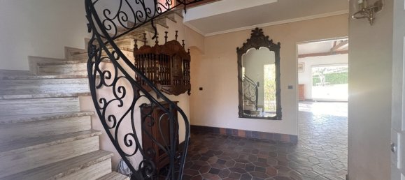 Casa T8 em Saint-Cheron, France N.º 142005 2