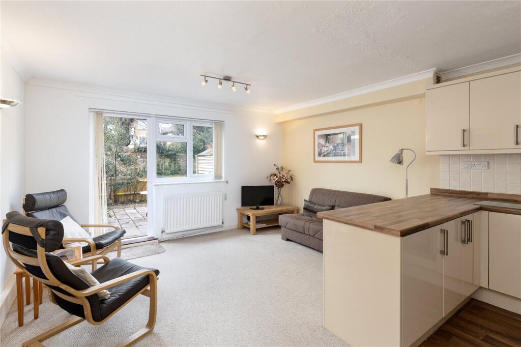 1 bedroom Apartment in London, United Kingdom No. 3810