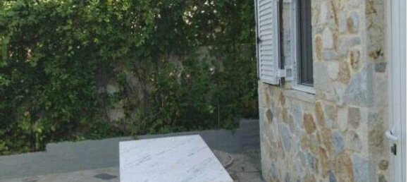 2 bedrooms Commercial property in Anavyssos, Greece No. 2075 9