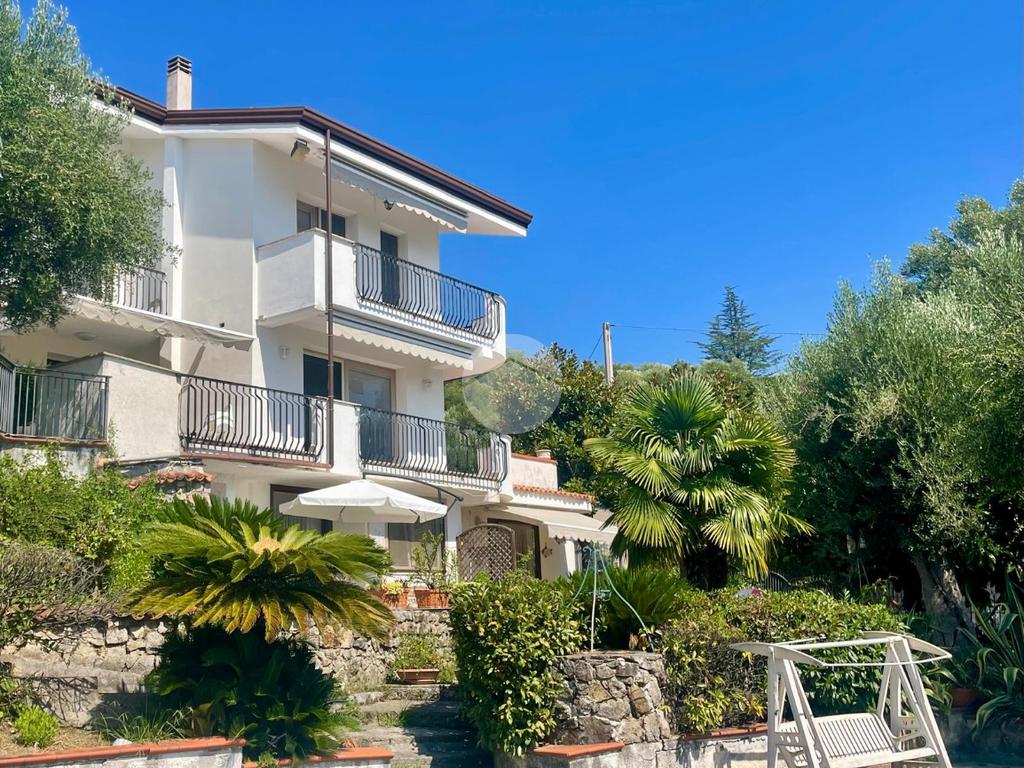 4 bedrooms Villa in Santa Marina, Italy No. 79914