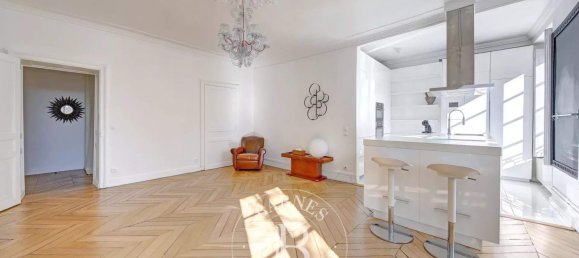 4 chambres Appartement à Versailles, France No. 115849 6