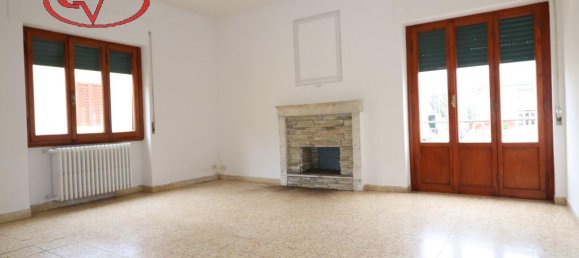 4-Zimmer Wohnung in Castelfranco Piandiscò, Italy, Nr. 234971 2