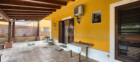 4 bedrooms Villa in Syracuse, Italy No. 244376 16