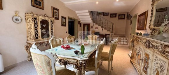4 bedrooms Villa in Syracuse, Italy No. 244376 18