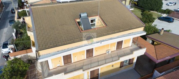 4 bedrooms Villa in Syracuse, Italy No. 244376 3