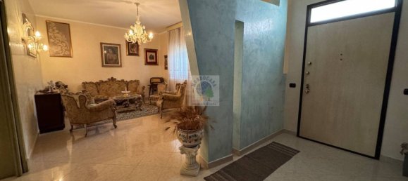 4 bedrooms Villa in Syracuse, Italy No. 244376 9