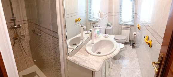 3 bedrooms Apartment in Salamanca, Spain No. 191032 25