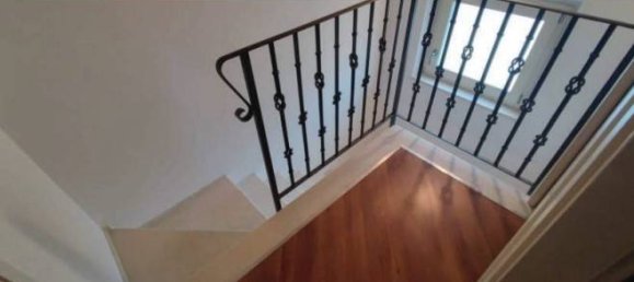 4 bedrooms Apartment in Pontremoli, Italy No. 50641 6