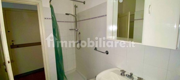 1 bedroom Apartment in Florence, Italy No. 370692 16