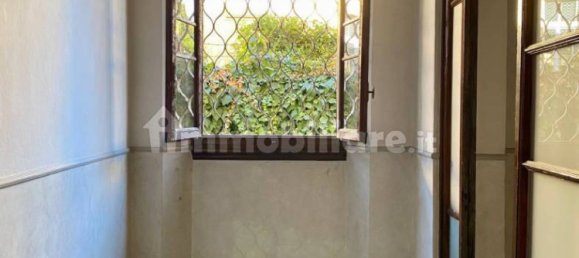 1 bedroom Apartment in Florence, Italy No. 370692 18