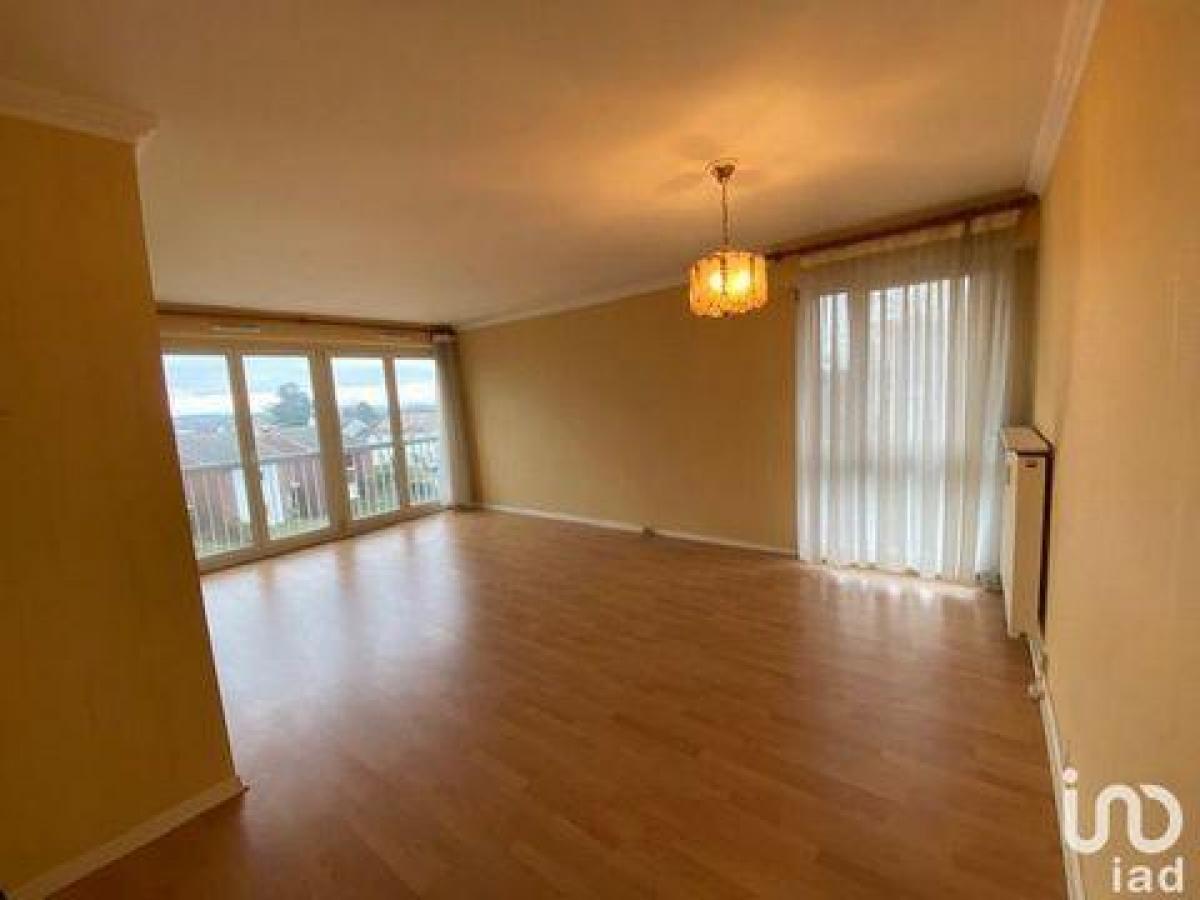 Estudio en el condominio en Amiens, France No. 8279