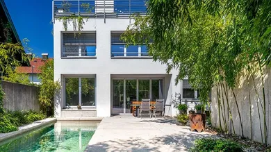 3 bedrooms Commercial property in Salzburg, Austria No. 104172