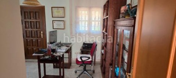 4 bedrooms House in Los Barrios, Spain No. 188800 8