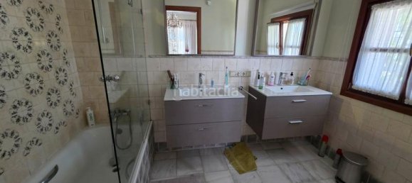 4 bedrooms House in Los Barrios, Spain No. 188800 22