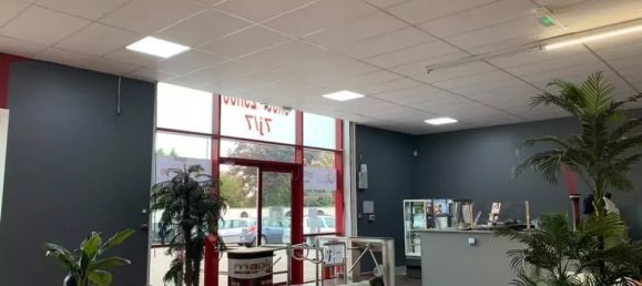 8 rooms House in Romilly-sur-Seine, France No. 89936 3