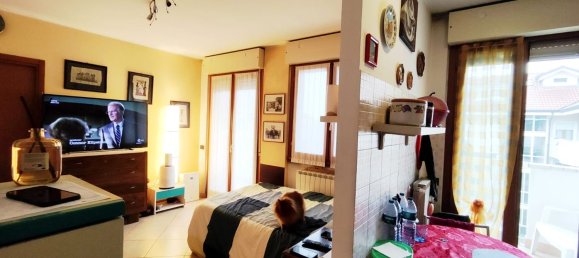 Studio in Bareggio, Italy No. 290595 31